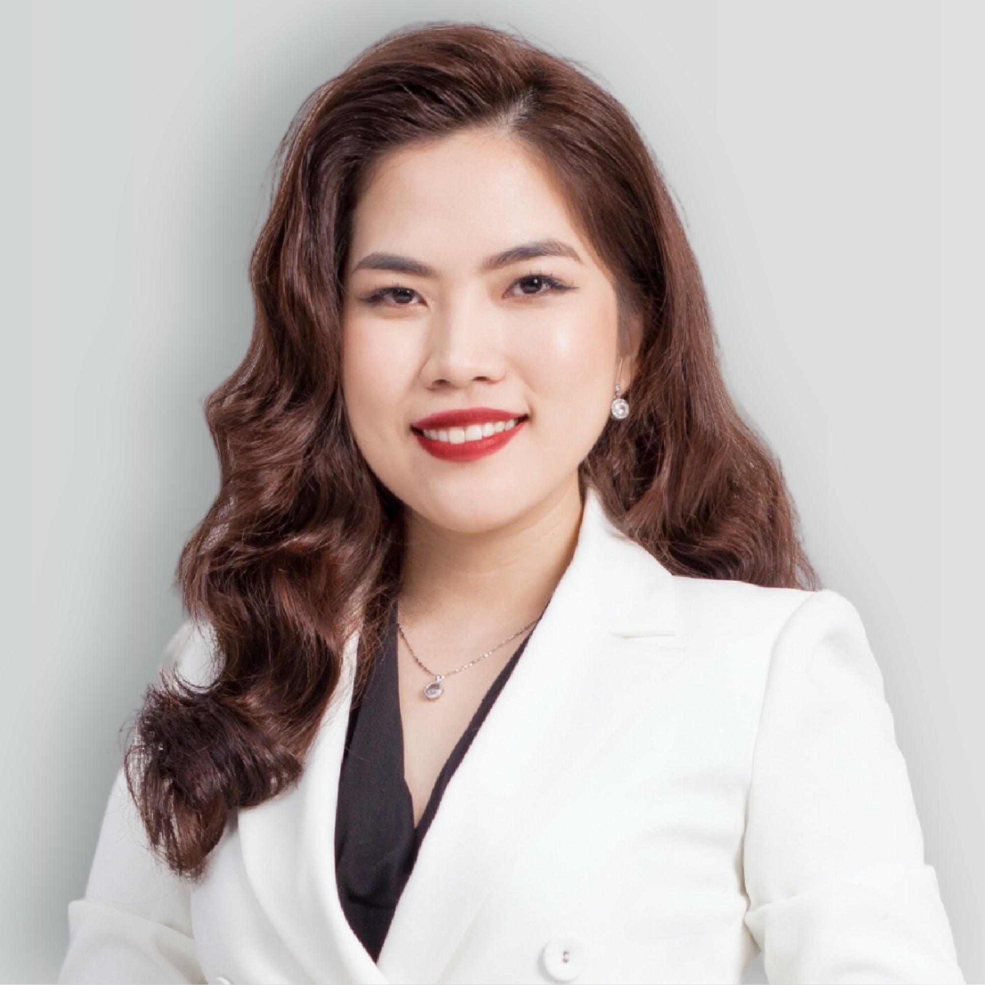 CEO Hoàng Diệp Trúc